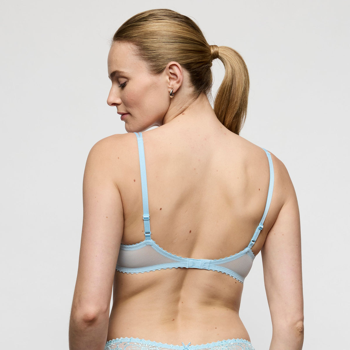 Jane 0101337 - Milky Blue