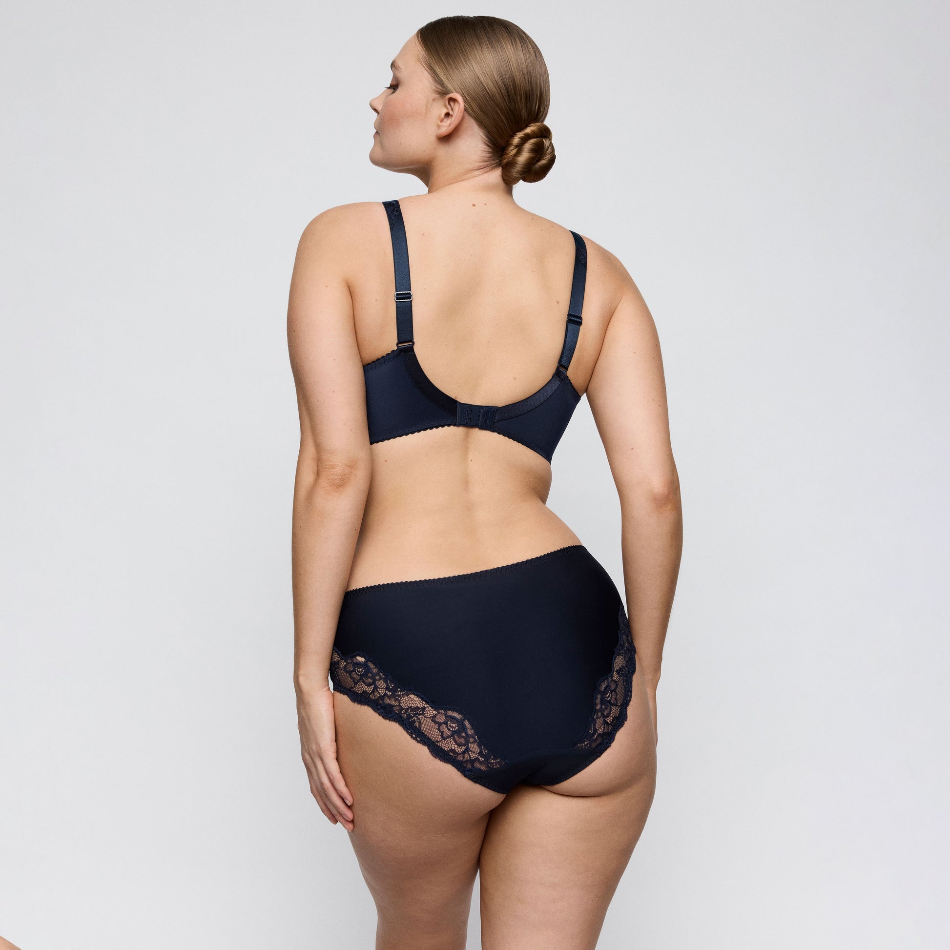 Madison 0562126 - Velvet Blue
