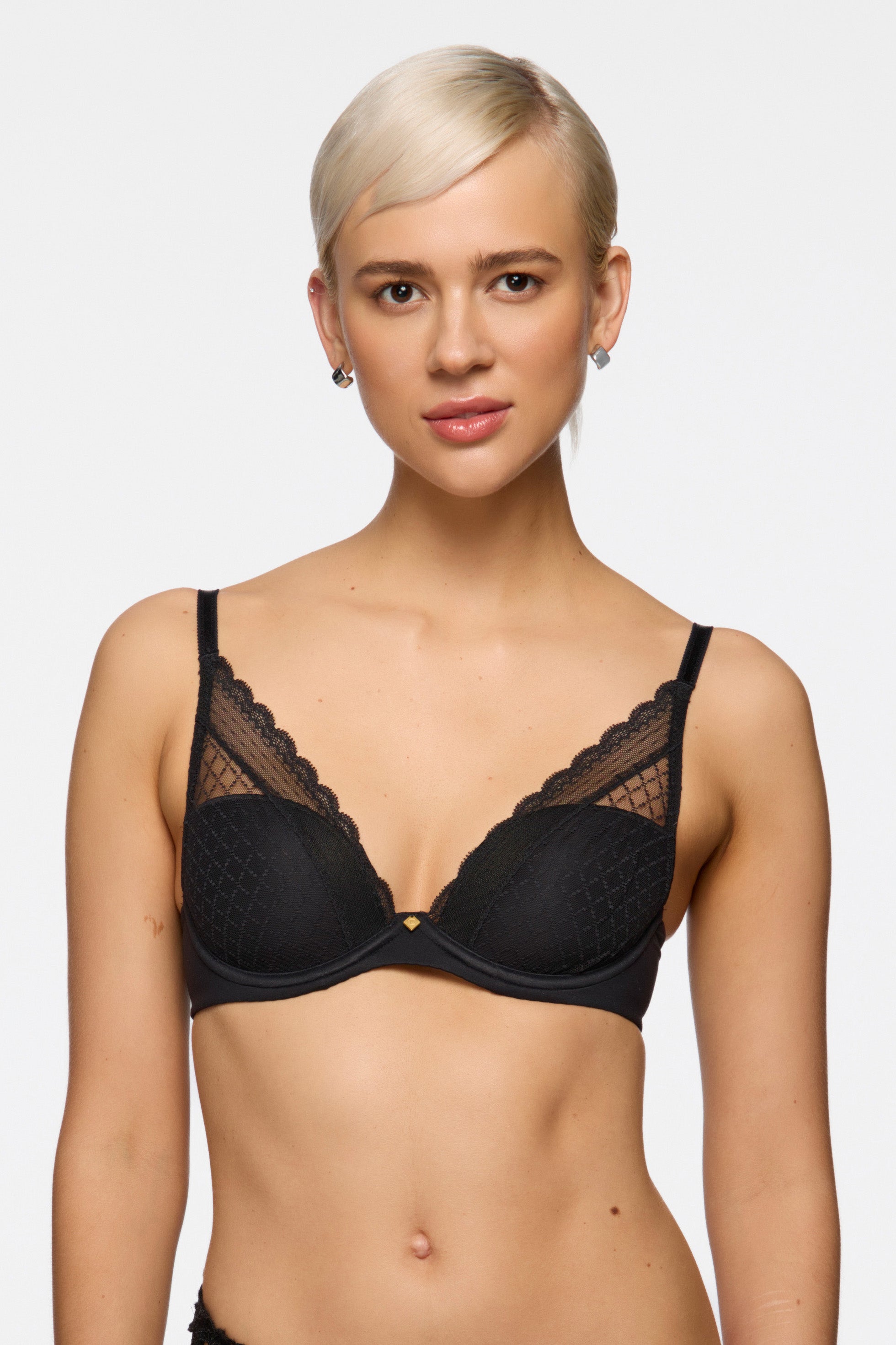 Norah Chic C16MNA