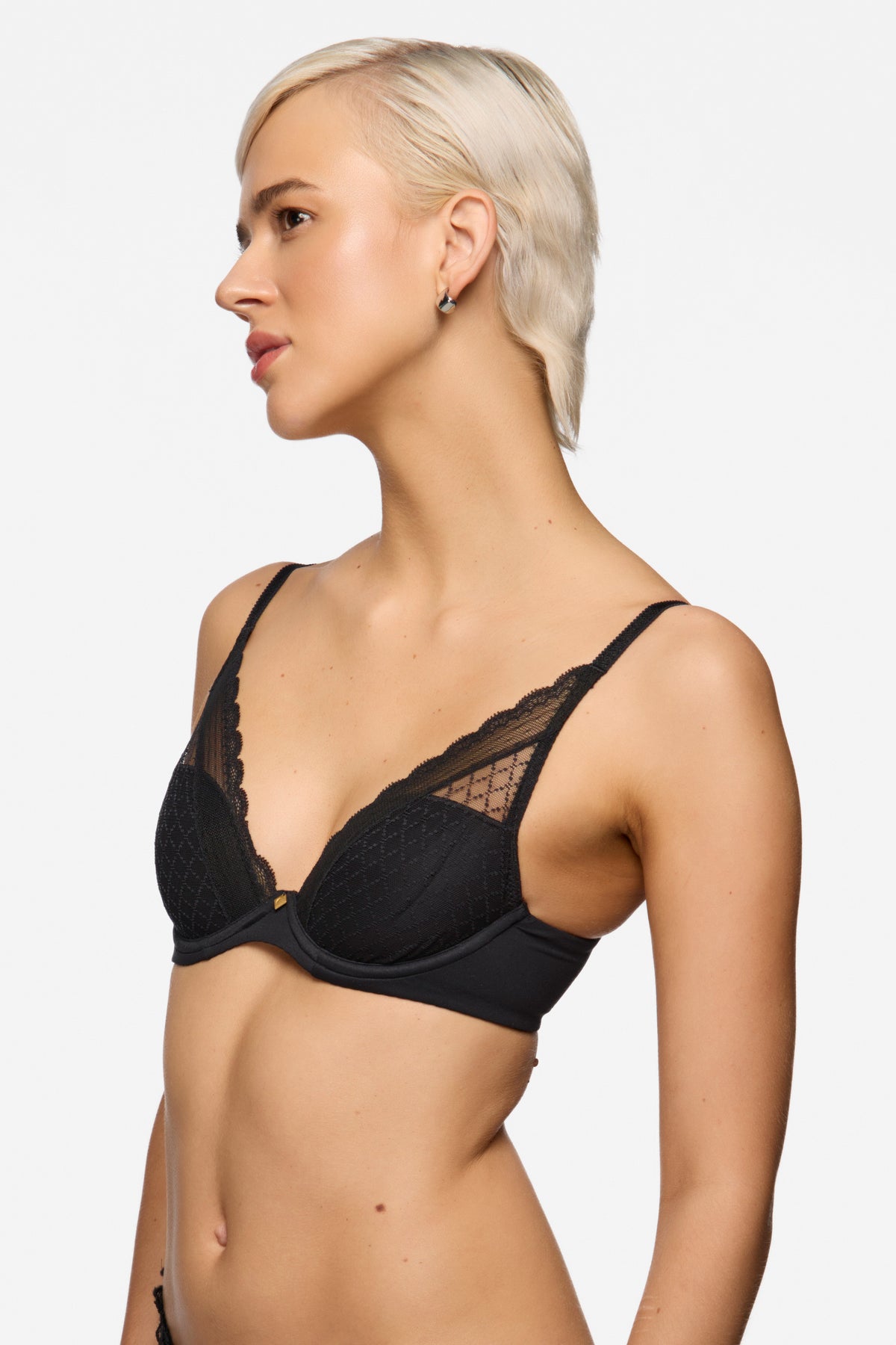 Norah Chic C16MNA
