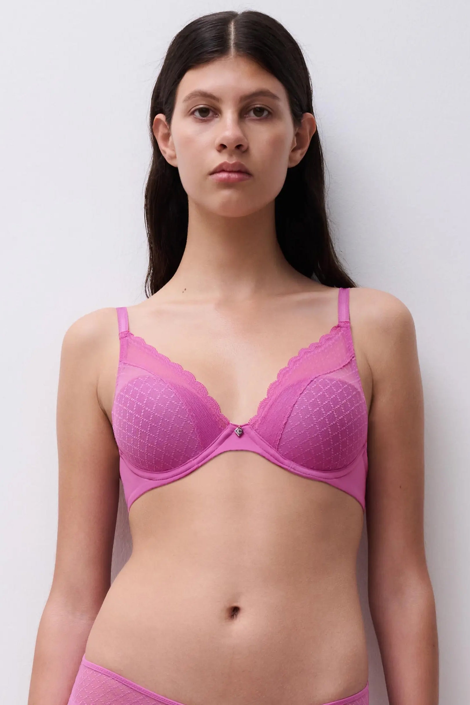 Norah Chic C16MNA